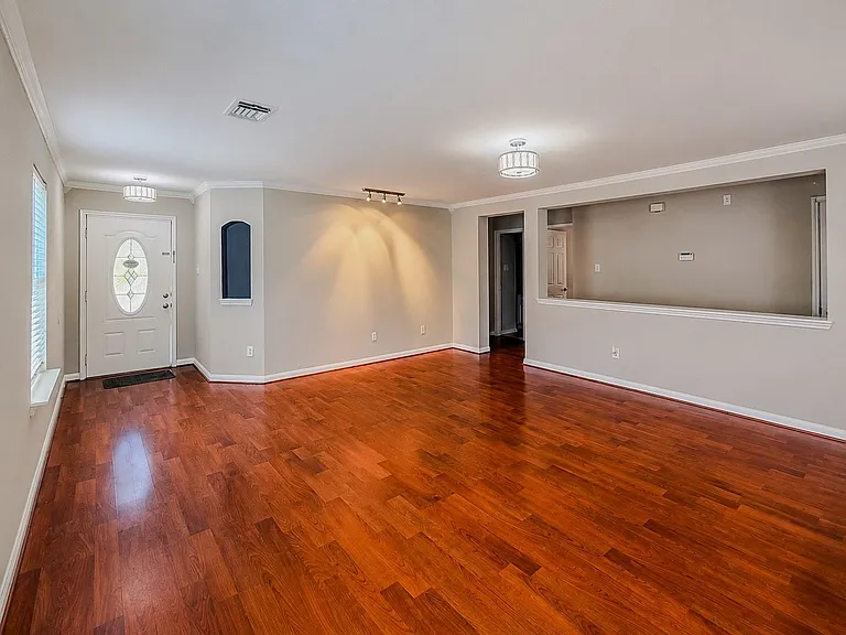 17110 Westminster Village Ct — Photo 6