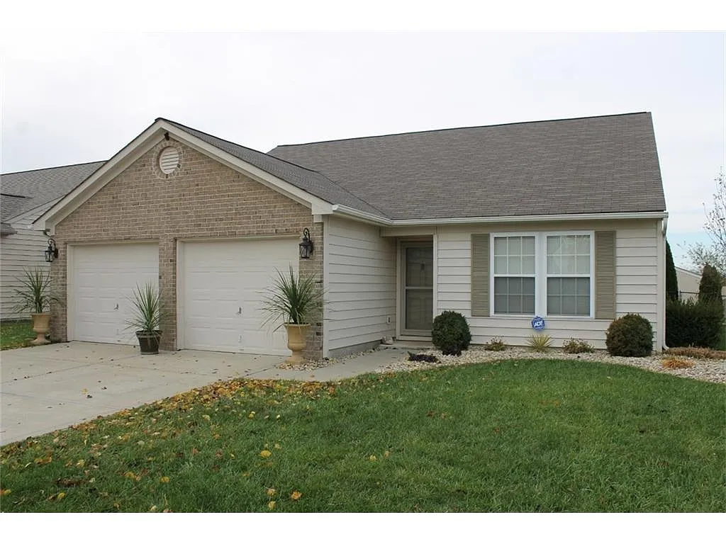 814 Taney Ct photo 1