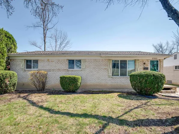 2362 Milverton Dr, Troy, MI 48083