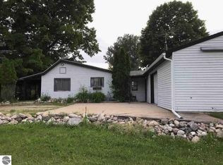 8077 Gerardin St, Lake, MI 48632