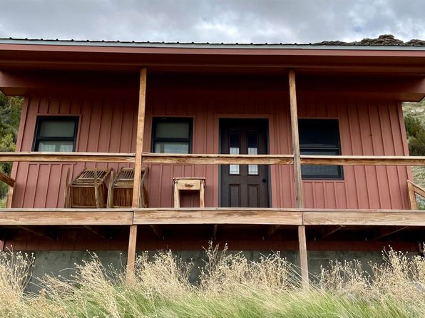 340 Goshen Hole Rd, Wheatland, WY 82201