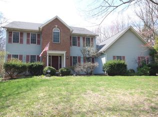 2660 S Medina Line Rd, Wadsworth, OH 44281