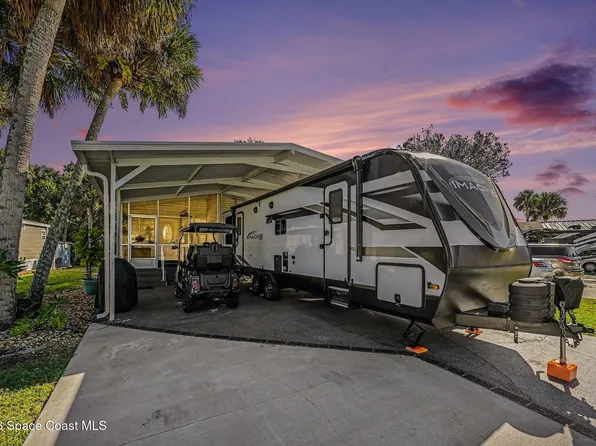 302 Plantation Dr, Titusville, FL 32780