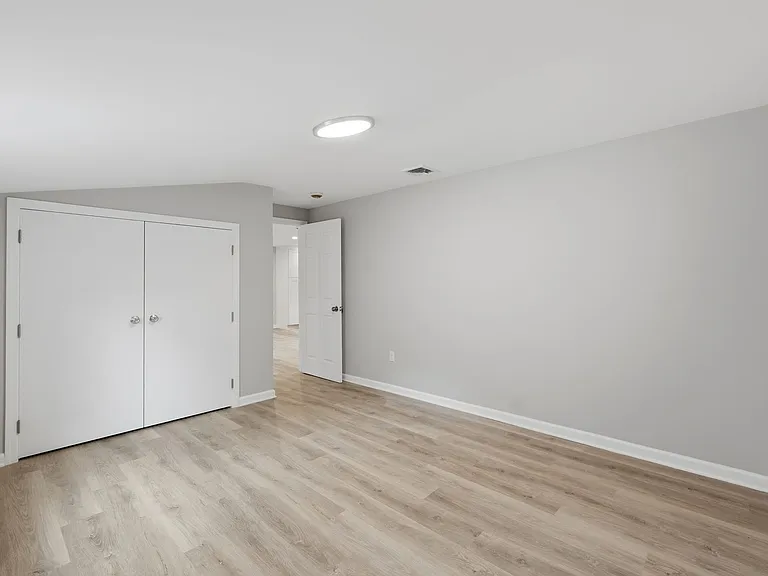 341 Diamond Bridge Ave #2 — Photo 14