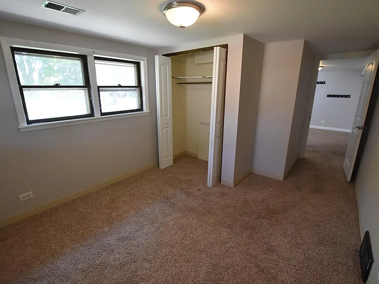 7852 Sprucewood Ave — Photo 39