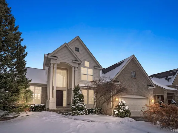 7850 Timberlane Trl, West Bloomfield, MI 48323