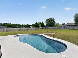 2409 Halfmoon Ln, Crestview, FL 32536