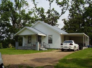 1537 Davis Rd, Troy, TN 38260