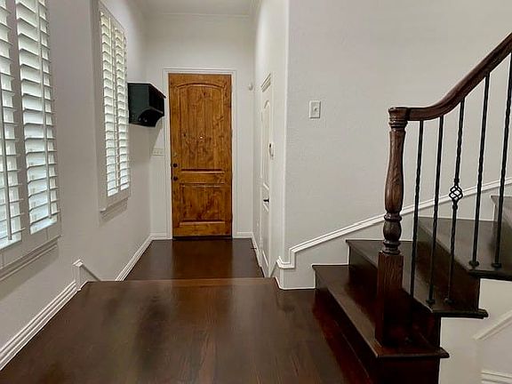 3rd image of 6497 Riviera Dr