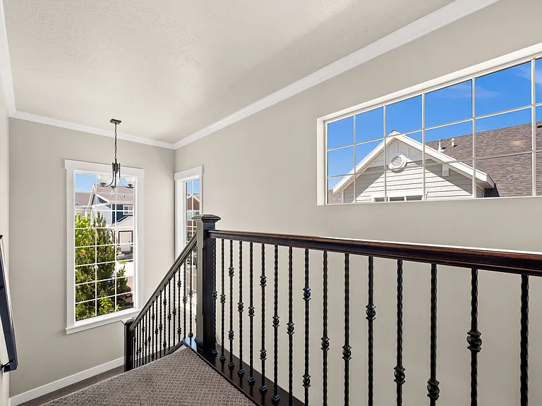 771 E Newfield Dr — Photo 15