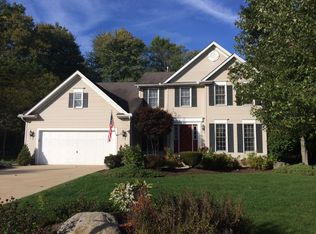 8848 Eaton Dr, Northfield, OH