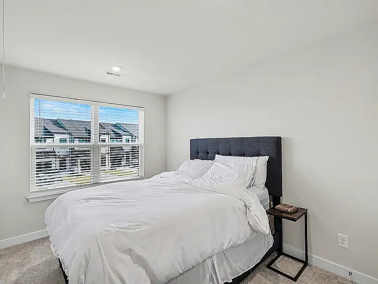 1145 Riverbrook Dr — Photo 17
