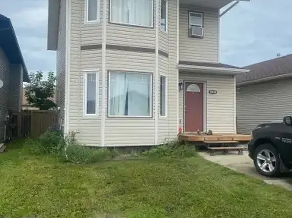 8918 70th Ave #1A, Grande Prairie, AB T8X 0C1