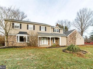3 Independence Pl, Washington Crossing, PA 18977