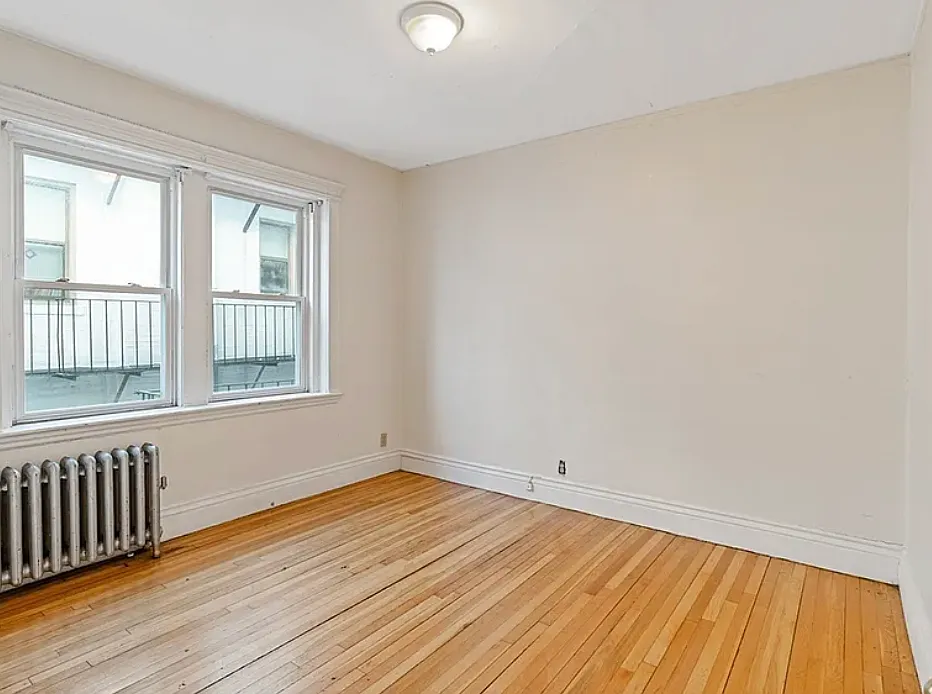 2 bed, 485 sqft, $3,300 — Photo 3