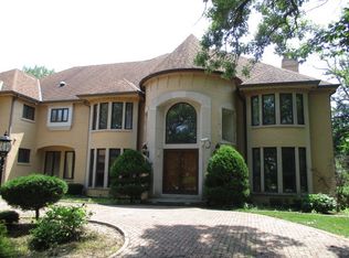 1601 Brae Burn Ct, Riverwoods, IL 60015