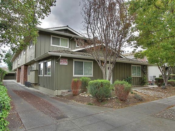 2nd image of 94 Glen Eyrie Ave APT 5