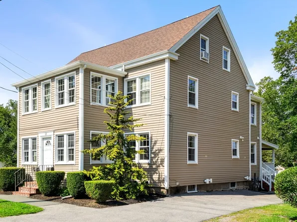 12 Chestnut St, Danvers, MA 01923