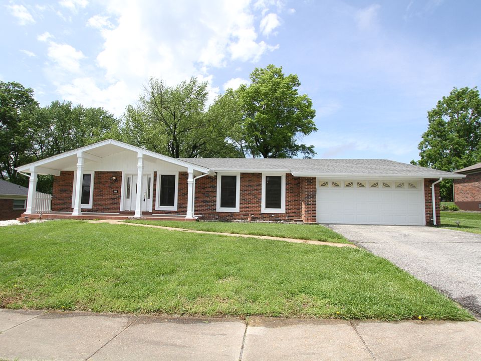 1st image of 311 Shady Meadows Dr