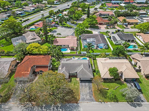 2nd image of 8514 NW 21st Street