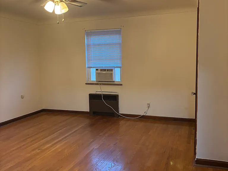 1136 Betty Ln #2 — Photo 14