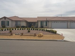 20283 Majestic Dr, Apple Valley, CA 92308