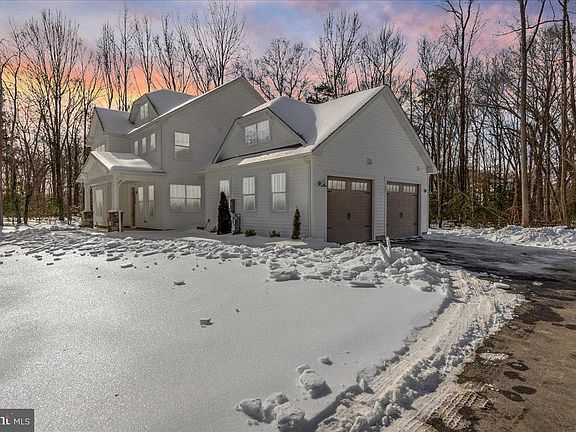 2nd image of 1379 McDonald Rd