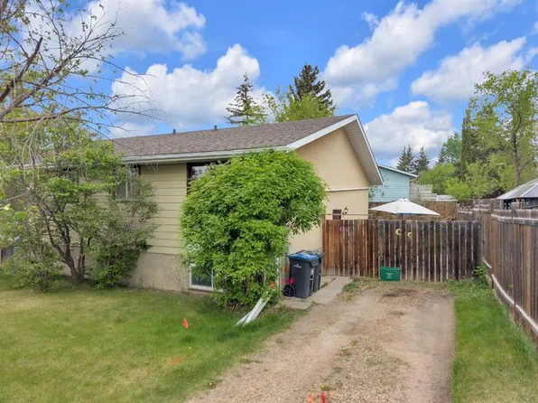 64 SE Sylvan Dr, Sylvan Lake, AB T4S 1M4
