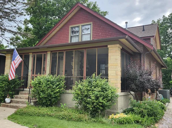 1907 Main St, Cedar Falls, IA 50613