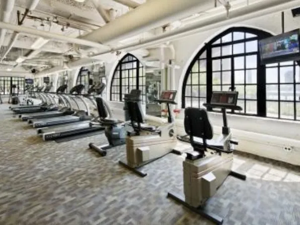 5 Tudor City Place image 19 of 22