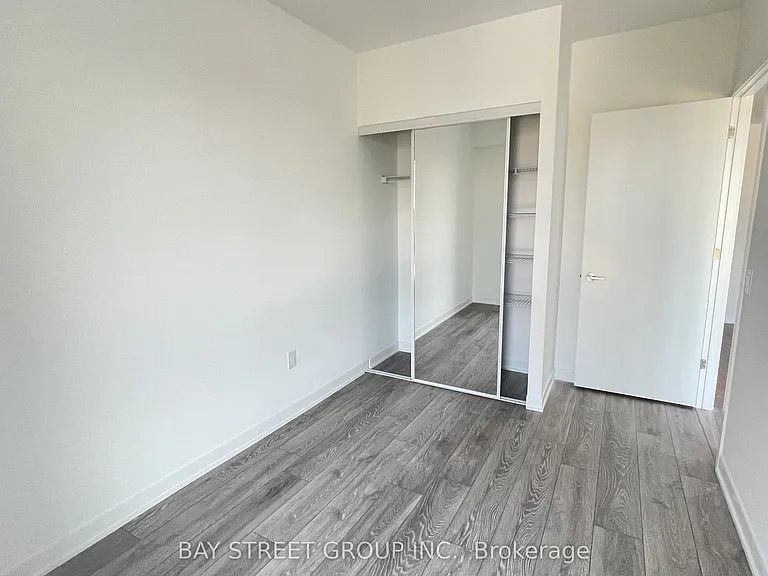 10 Oak St #902 — Photo 12