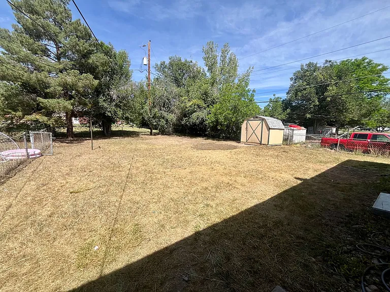 ** Move in Special** Spacious 3 bedroom, 1 bath Lakewood duplex with fenced in backyard available! — Photo 16