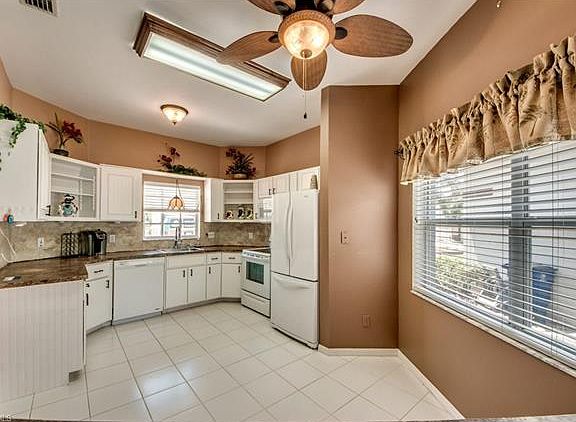 3rd image of 10743 Bahia Terrado Cir