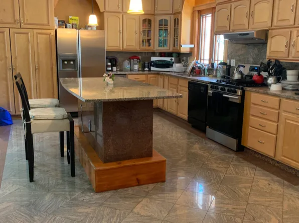 (undisclosed Address), Quincy, MA 02169