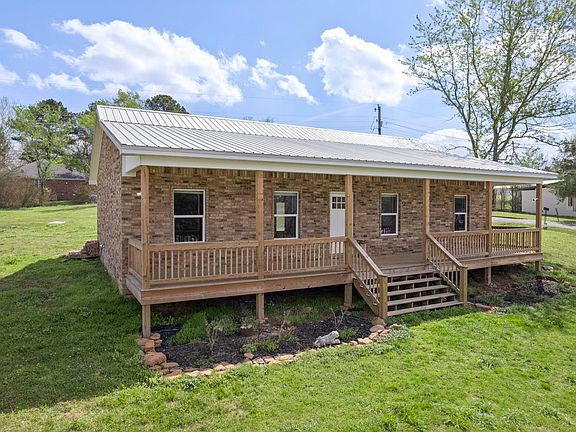 5th image of 103 N Church Rd