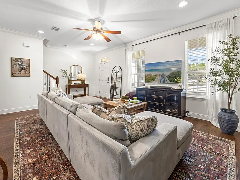 120 Mosaic Oaks Cir — Photo 15