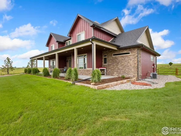 9260 Meadow Farms Dr, Milliken, CO 80543