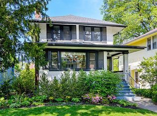 731 N Grove Ave, Oak Park, IL