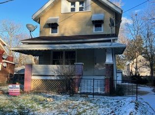 715 Carpenter St, Akron, OH 44310