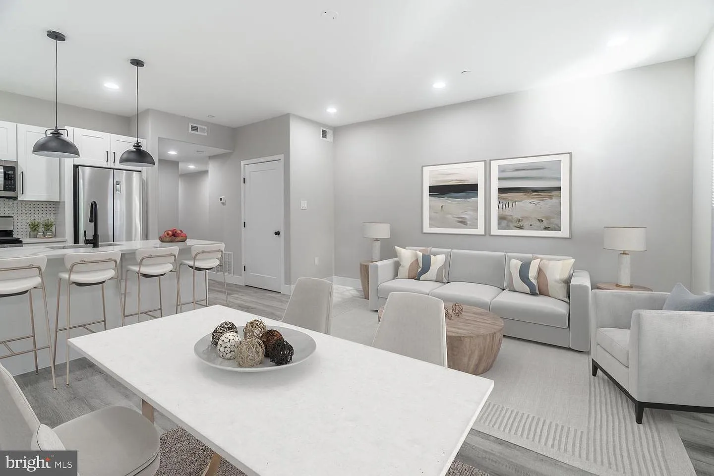 1 bed, 1.5 bath, 850 sqft, $2,250 — Photo 2