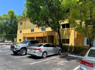 14901 SW 82nd Ter #1-203, Miami, FL 33193