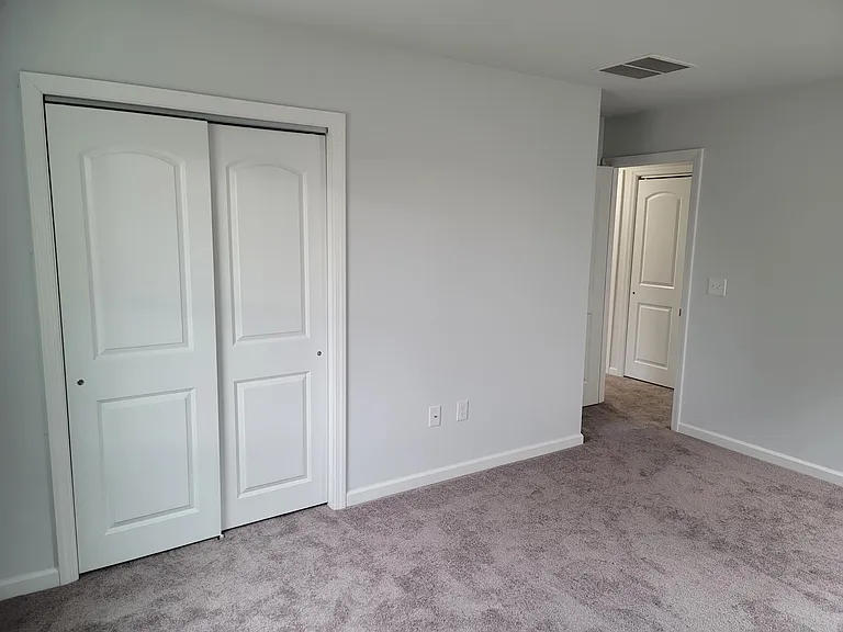 119 Seneca Lake Dr — Photo 4