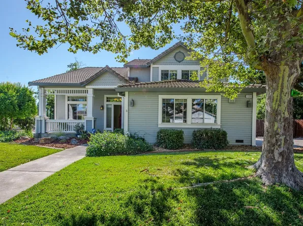 1550 McCormack Ct, Dixon, CA 95620