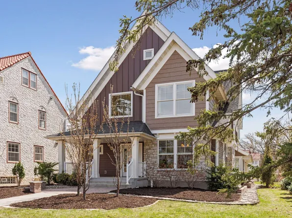 38 Mississippi River Blvd N, Saint Paul, MN 55104