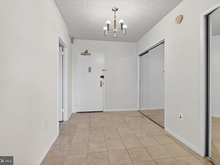 3701 S George Mason Dr #915N — Photo 11