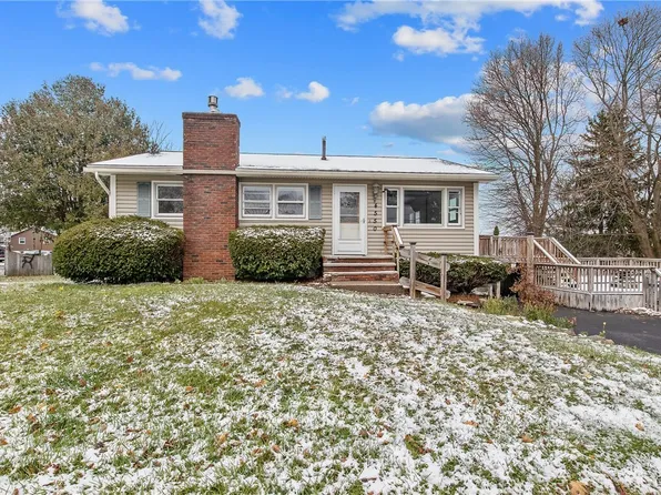 4550 Wilcox Pl, Jamesville, NY 13078