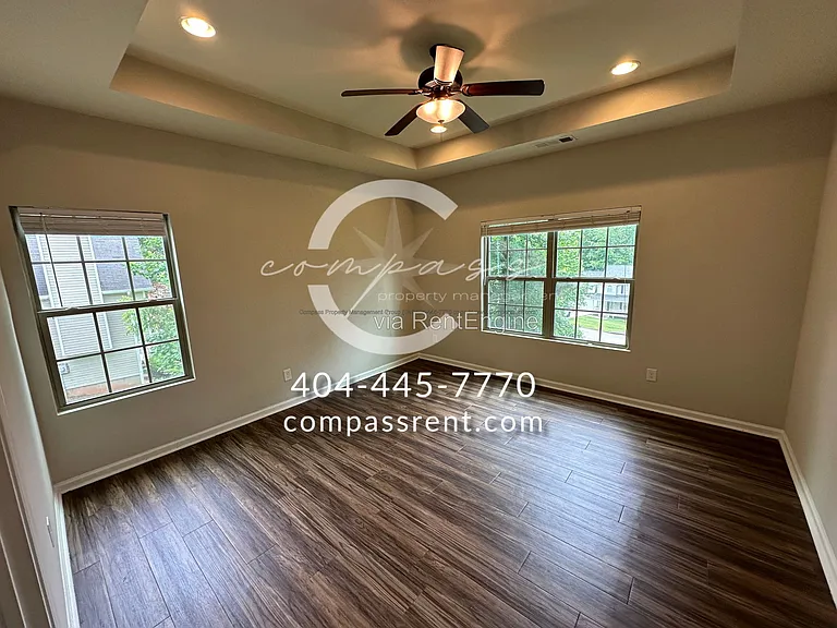 9465 Pebble Creek Ct — Photo 11