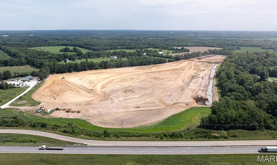 1st image of 0 E Outer Rd #61