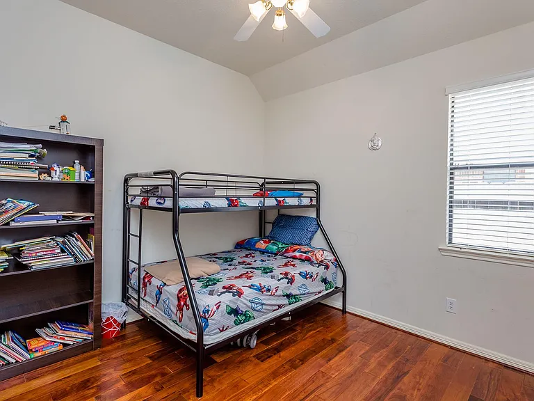 6706 Ashworth Dr — Photo 22