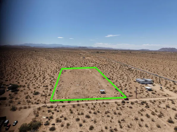 971 Center Ave, Joshua Tree, CA 92252